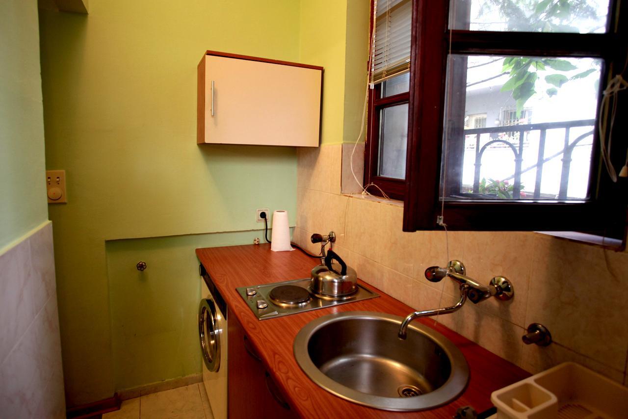 Studio Hram 2 Belgrado Exterior foto
